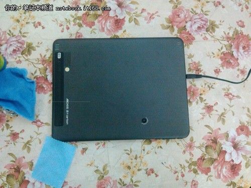 (ARCHOS)97 Carbon